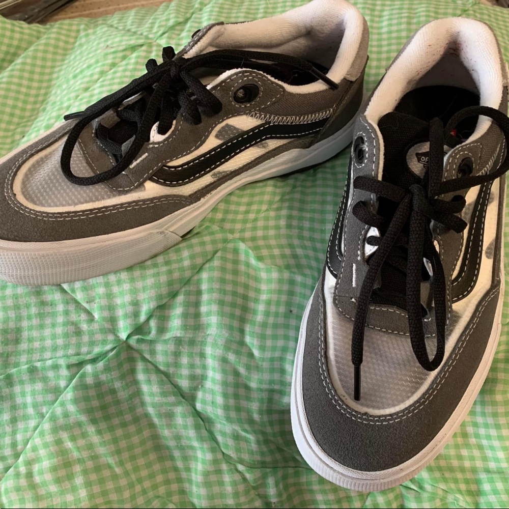 Gray wayvee vans
